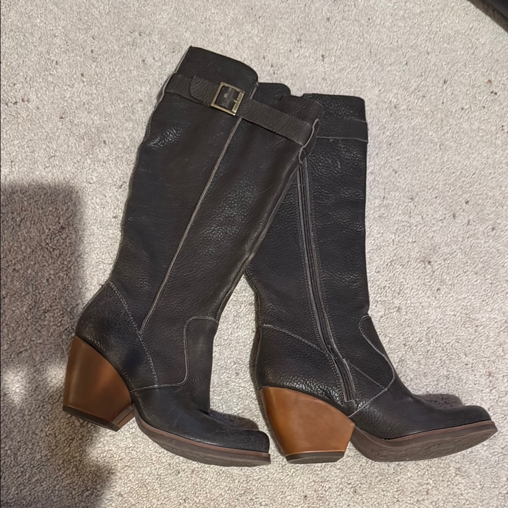 Korks Dark Brown Leather Knee-High Boots